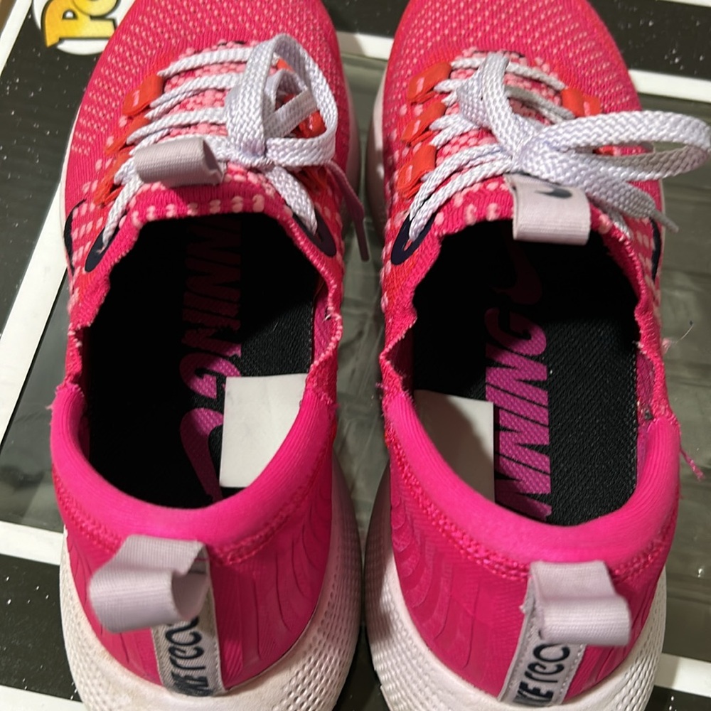 Nike Women's Pink Athletic Shoes - Picture 3 of 7